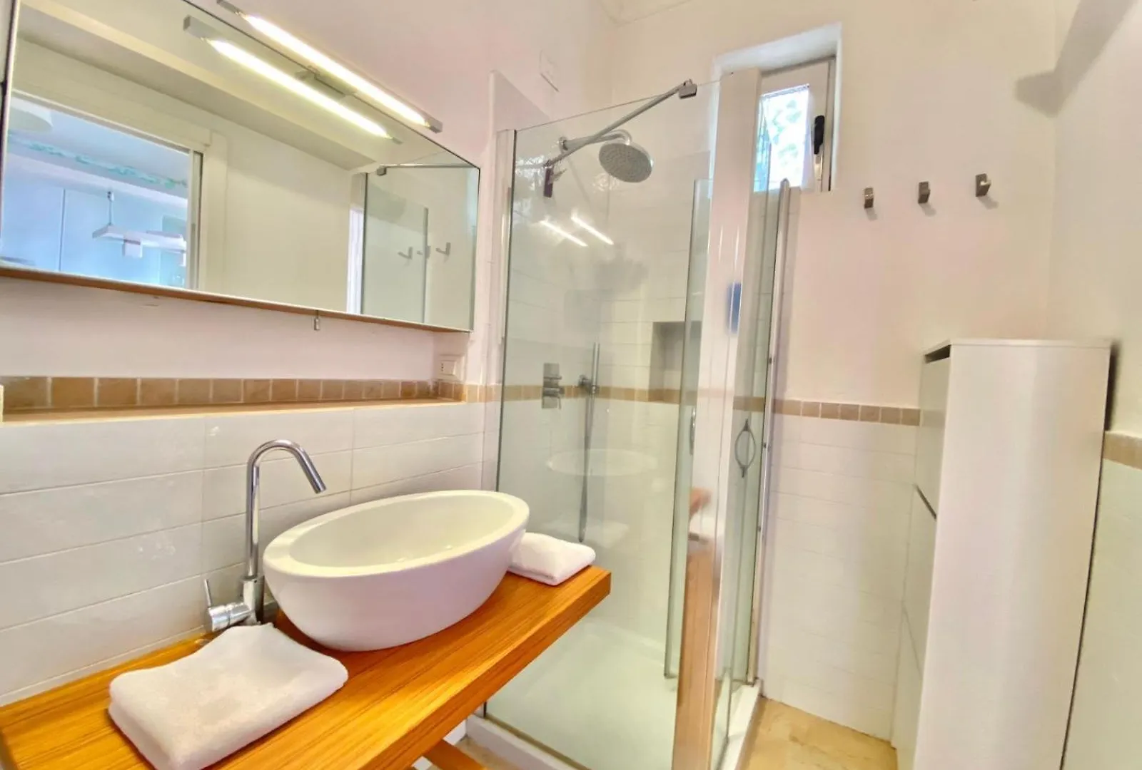 Coluccio C&L Home, In Coorte Silenziosa Milanese, Vicino A Metropolitana, Strategica Per Eventi, Fiere E Concerti Lejlighed Milano