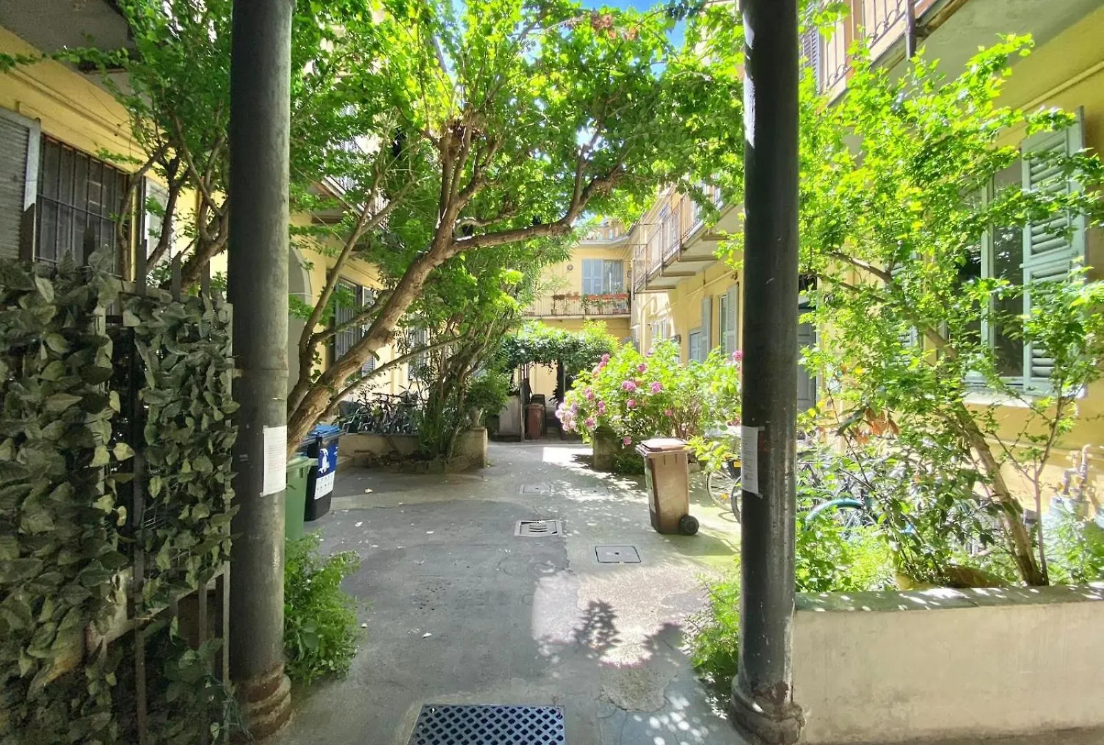 Lejlighed Coluccio C&L Home, In Coorte Silenziosa Milanese, Vicino A Metropolitana, Strategica Per Eventi, Fiere E Concerti Italien
