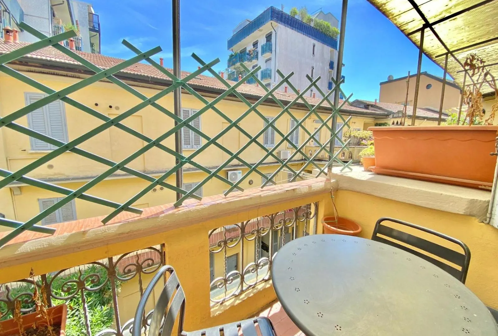 מילאנו Coluccio C&L Home 0*,  איטליה